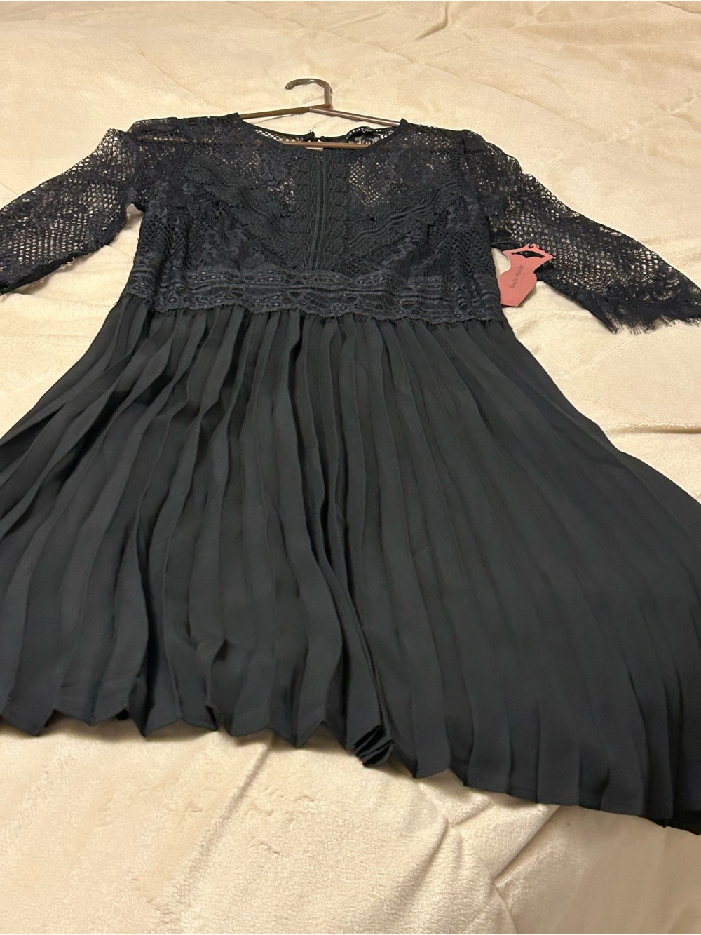 Haute Monde Black Lace Long Sleeve Pleated Evening Dress